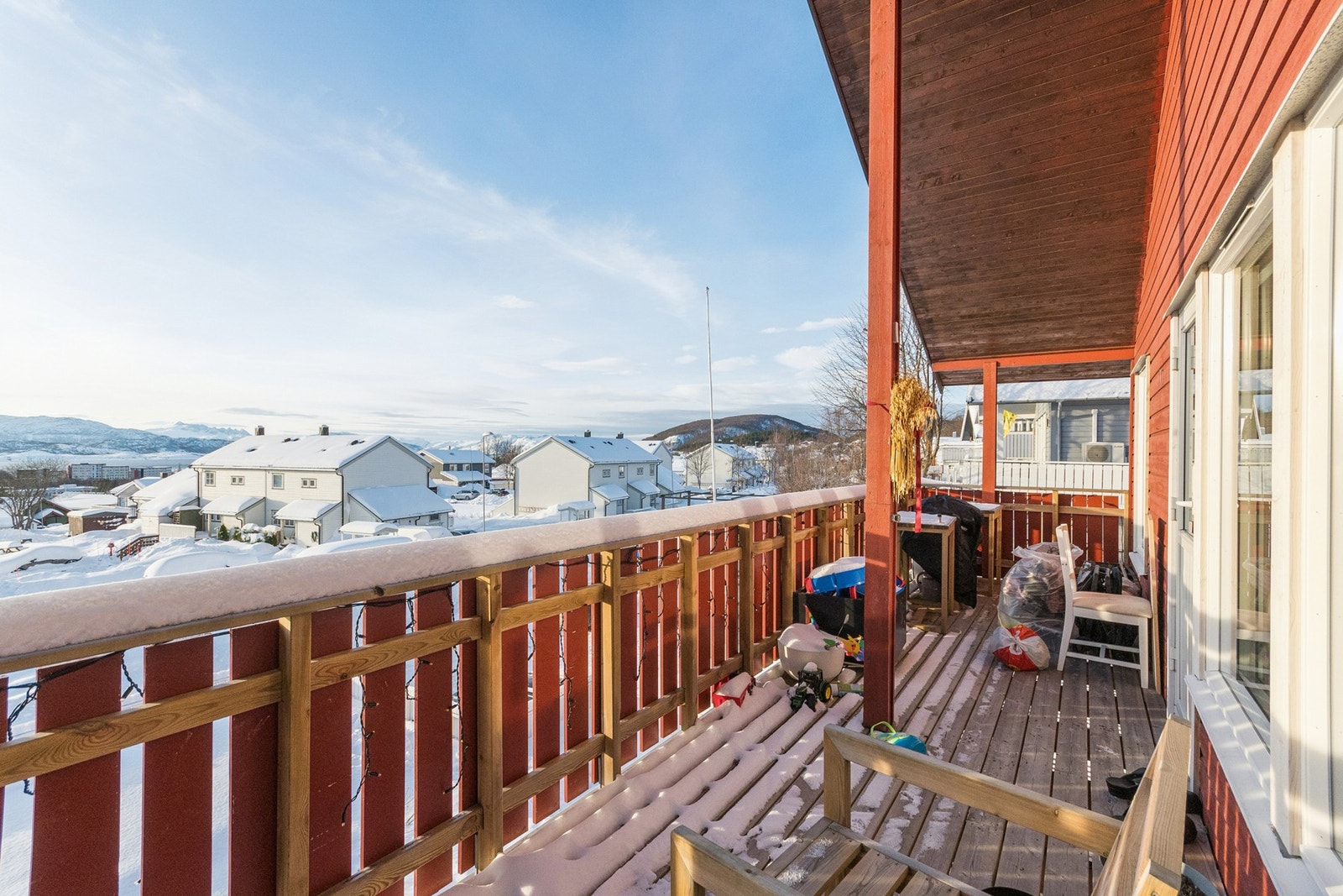 Solrik balkong på 16 m². Galleribilde