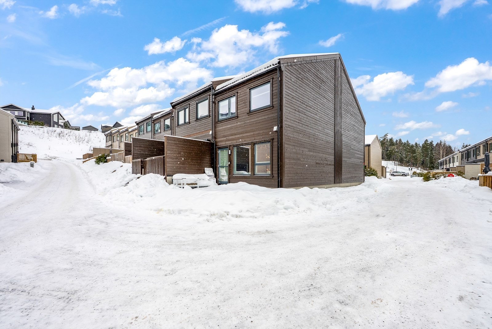 Velkommen til Myrvollkroken 58, presentert av Susanne T. Mevold og Trond Vaagan v/EiendomsMegler 1. Galleribilde