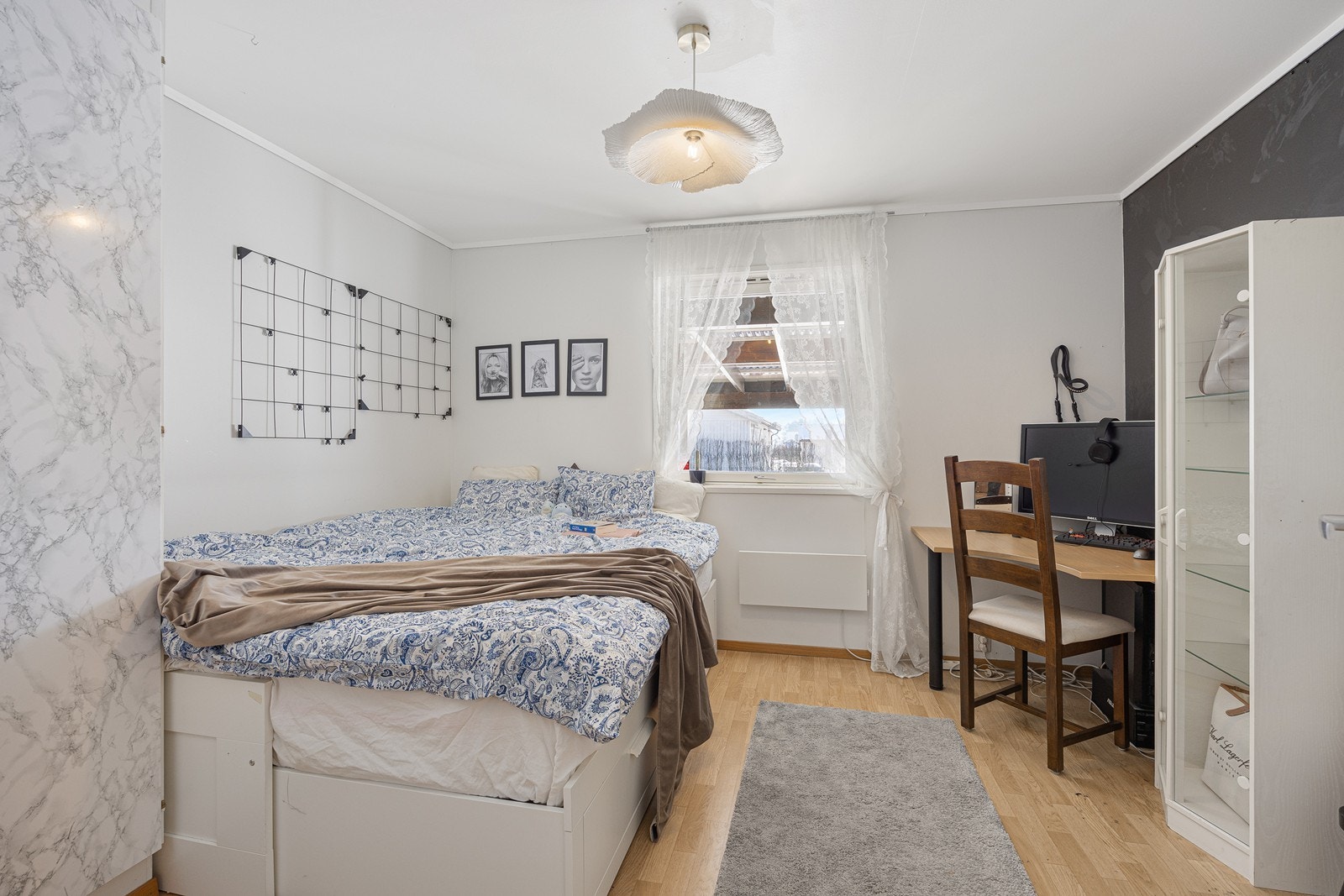 Soverom. Galleribilde