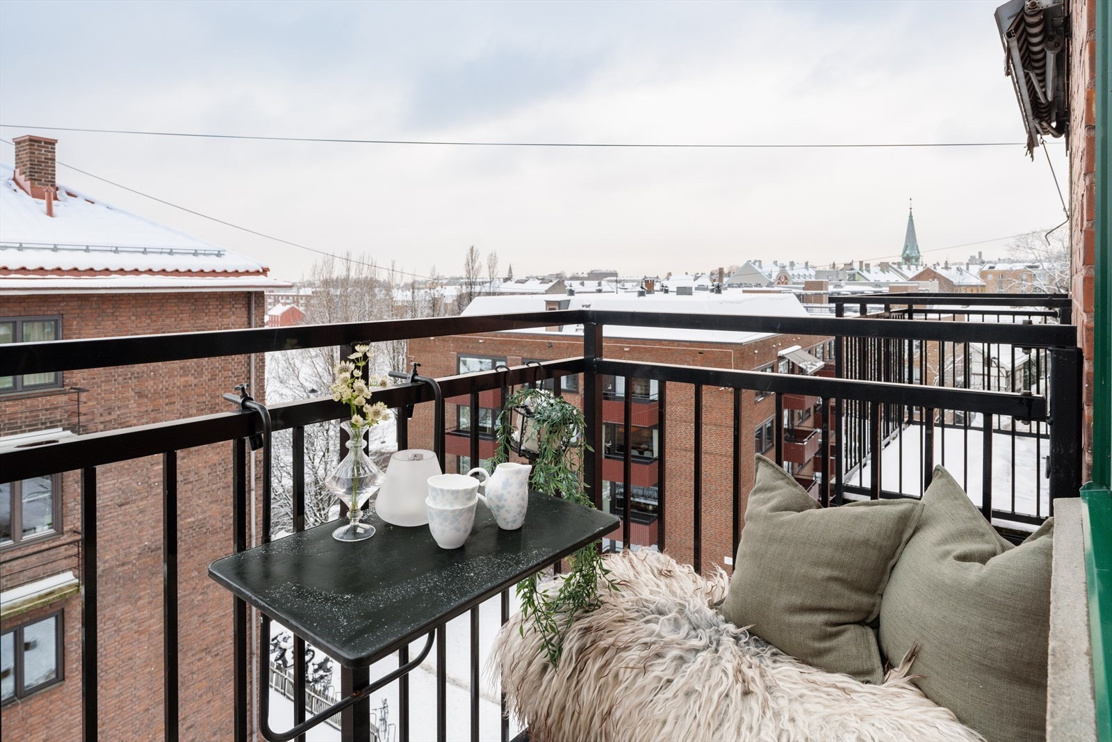 Velkommen til lekre Bentsegata 8! Presentert av Lilliann Tronshaug v/Nordvik Torshov. Foto: Paul Dragoman Galleribilde