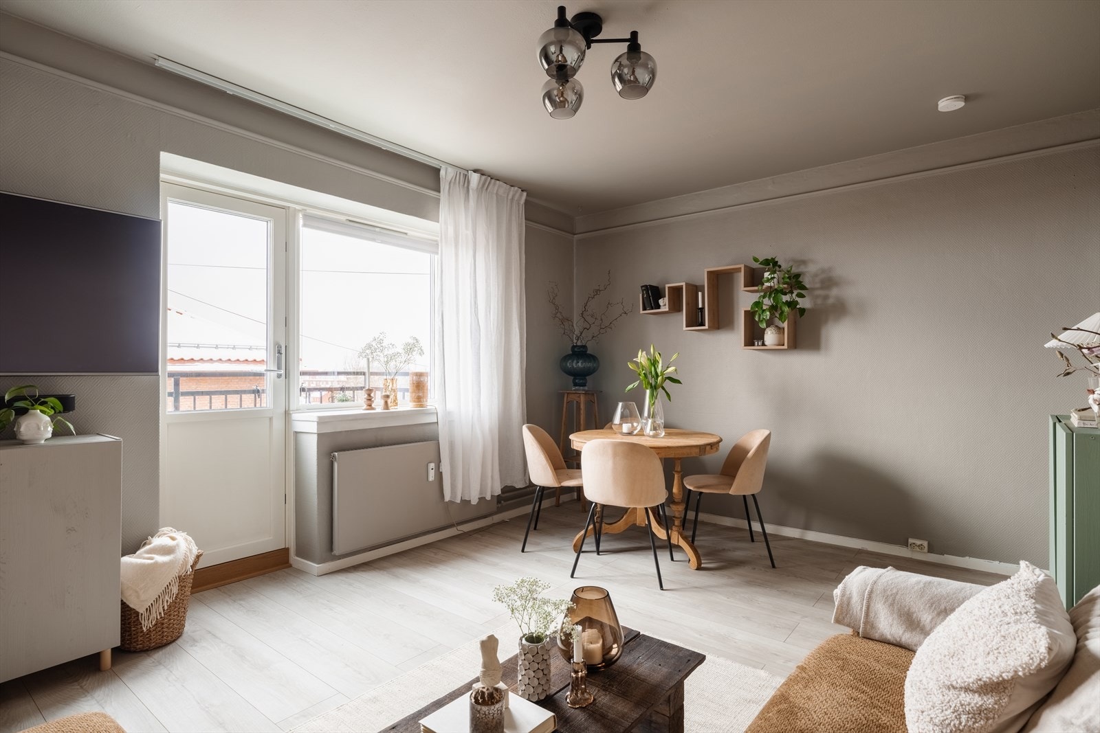 Leiligheten ligger luftig til i 5. etasje Galleribilde