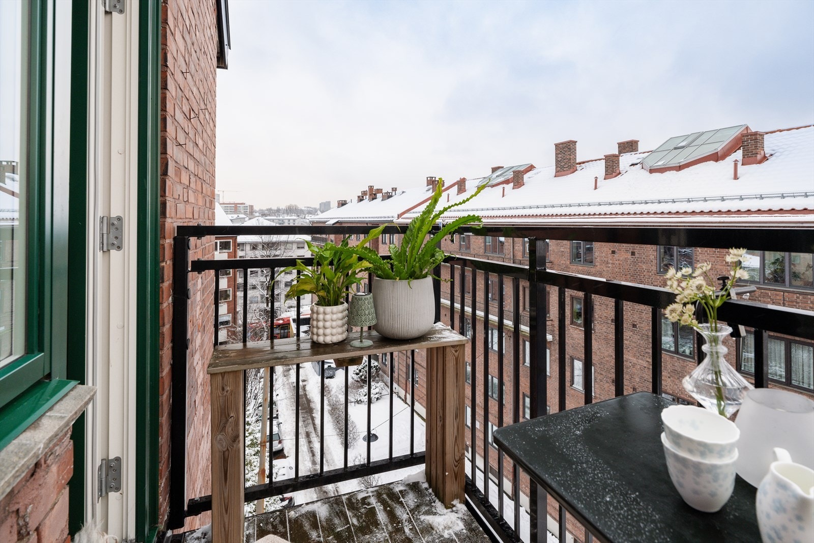 Her er det plass til utemøblement, beplantning og grill Galleribilde