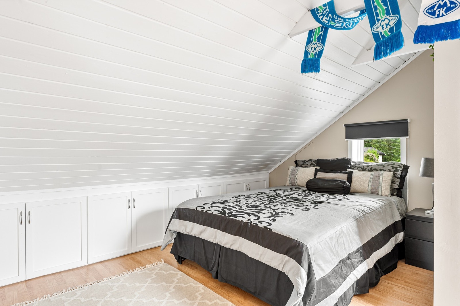 Det gjøres oppmerksom på at innreding av loftet ikke er byggemeldt og arealet er dermed ikke godkjent for varig opphold Galleribilde