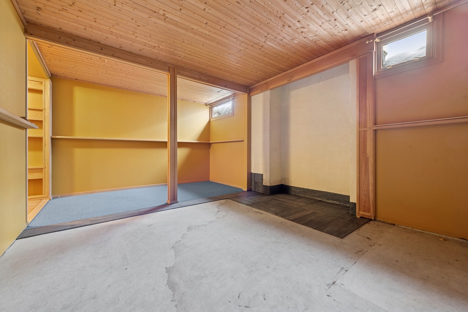 Etasjen har gode oppbevaringsmuligheter og fleksibel bruk etter behov. Galleribilde