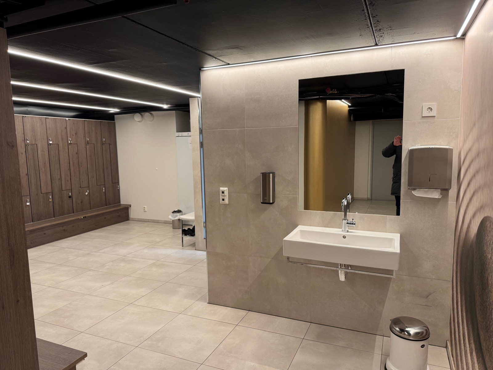 Garderobe Galleribilde