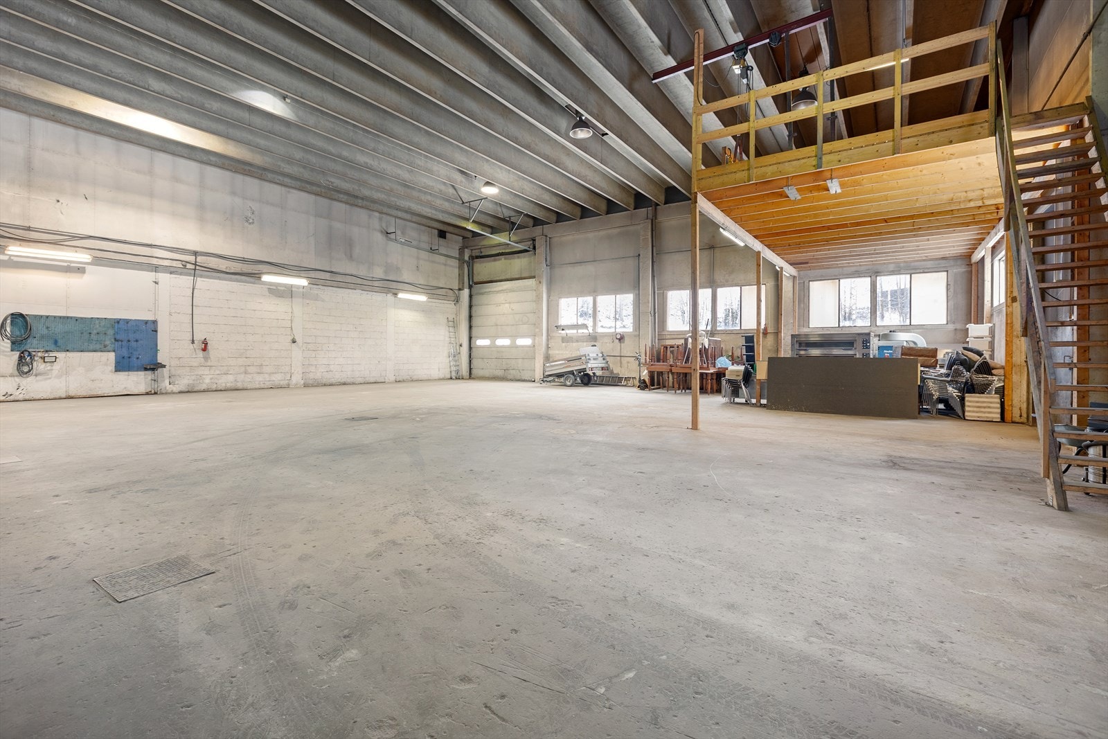 Hall i hovedbygg Galleribilde