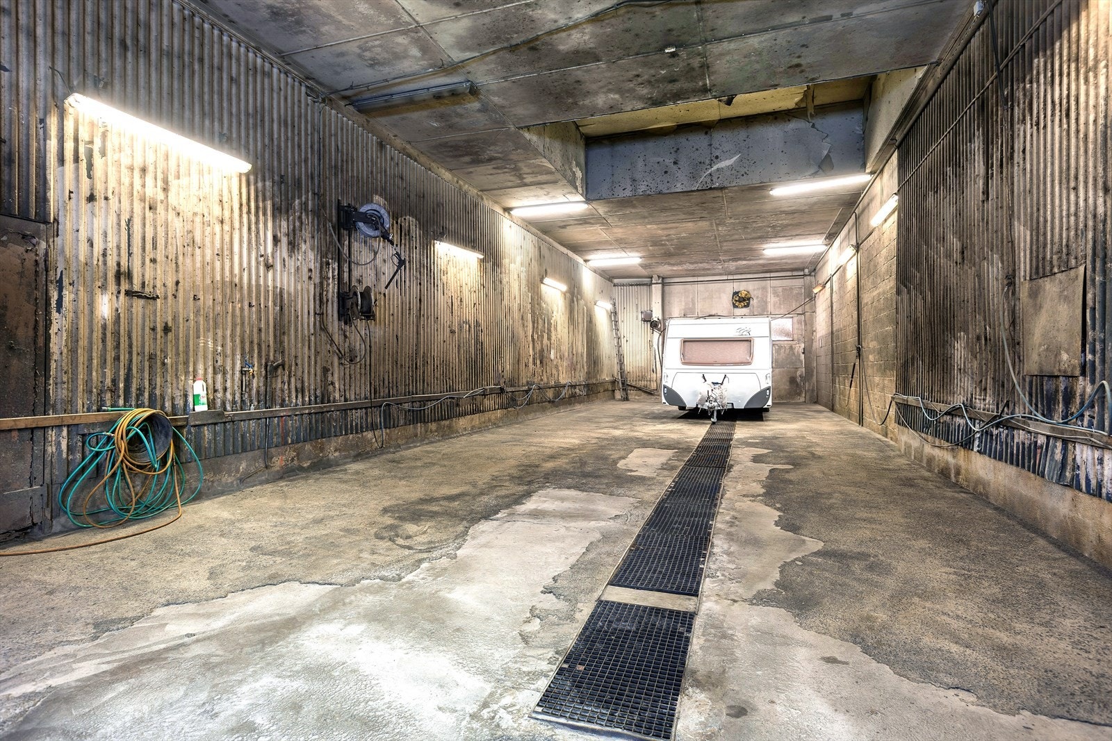 Vaskehall Galleribilde