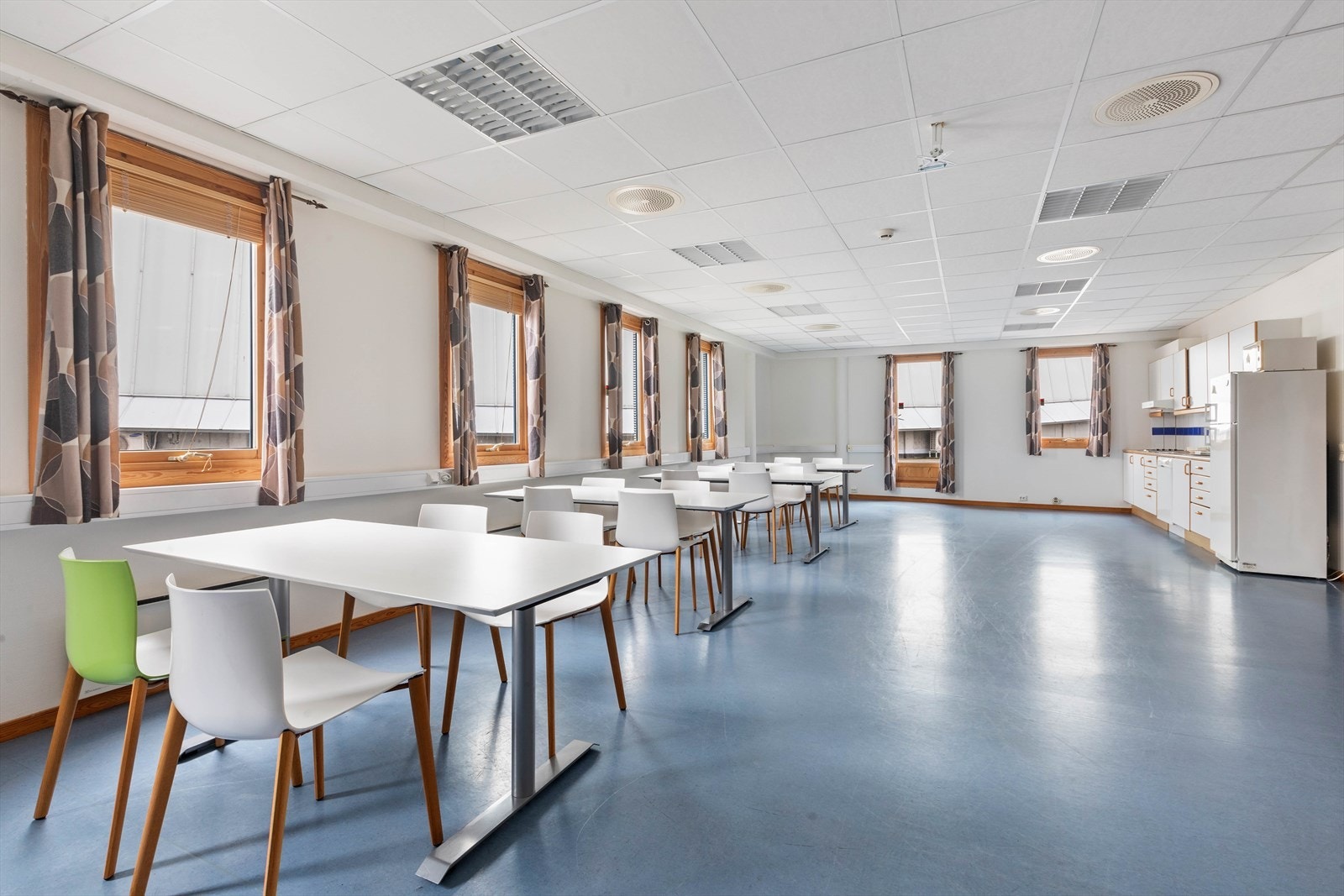 Stort møte/undervisningssrom. Galleribilde