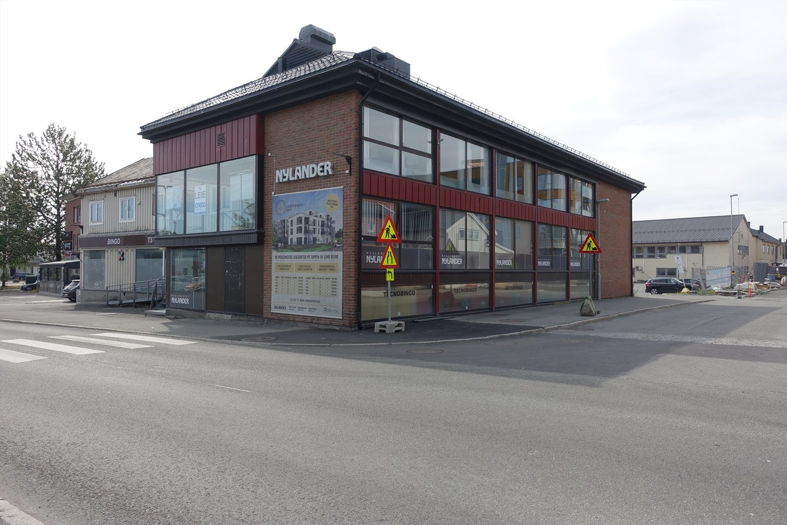 Eiendommen ligger sentralt i Heimdal sentrum Galleribilde