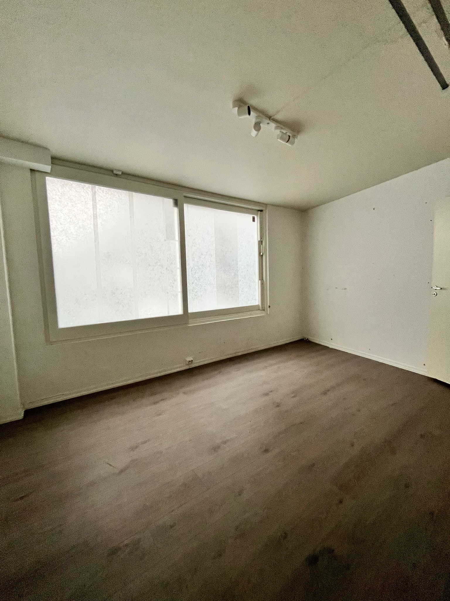 Rom nummer 2. Her kan foliering byttes ut eller fjernes Galleribilde