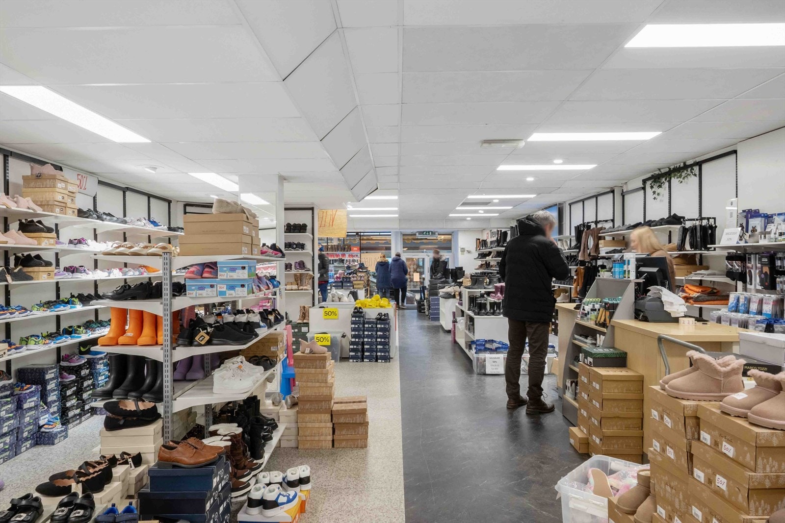 010.jpg Galleribilde