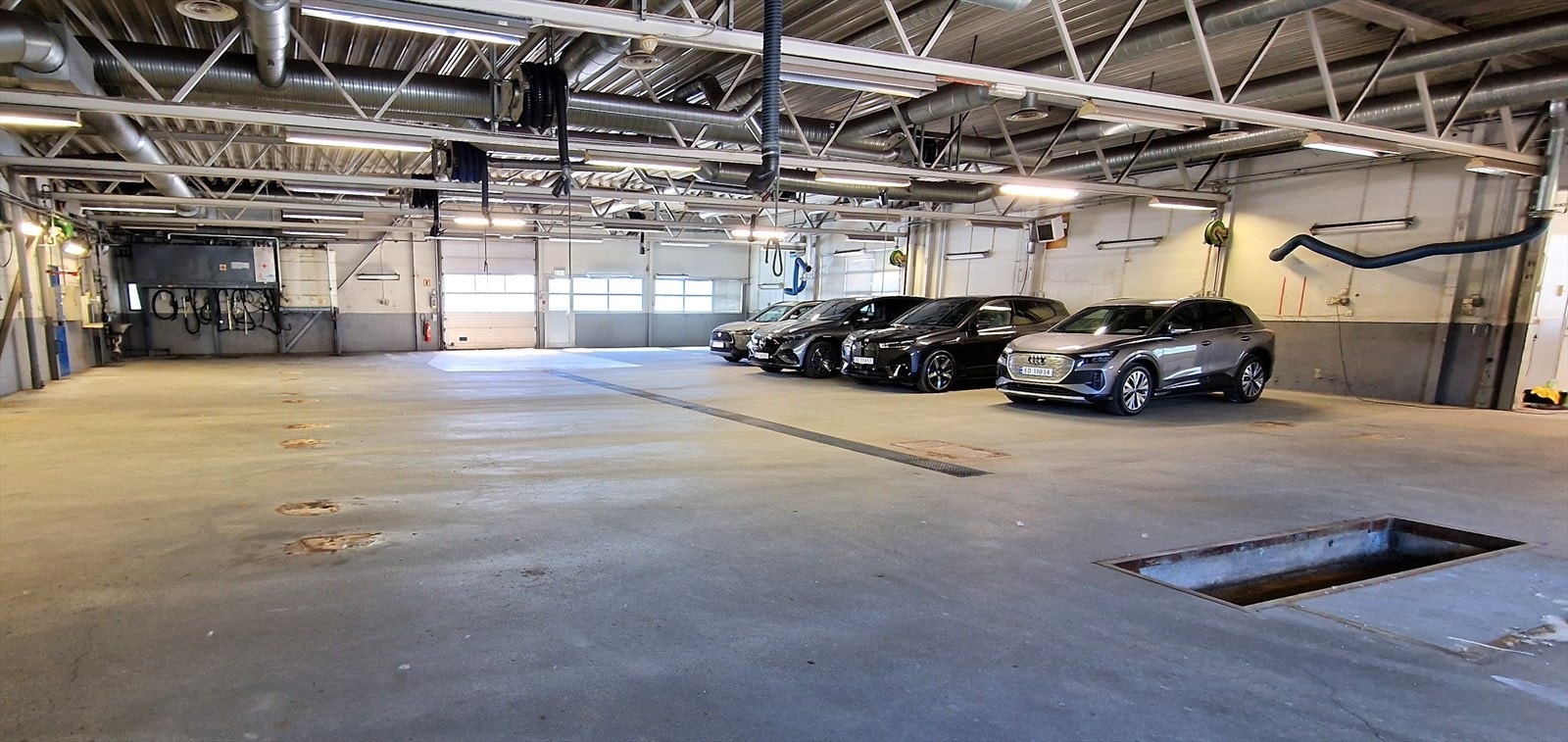 Verksted- Takhøyde ca 3,25 Galleribilde