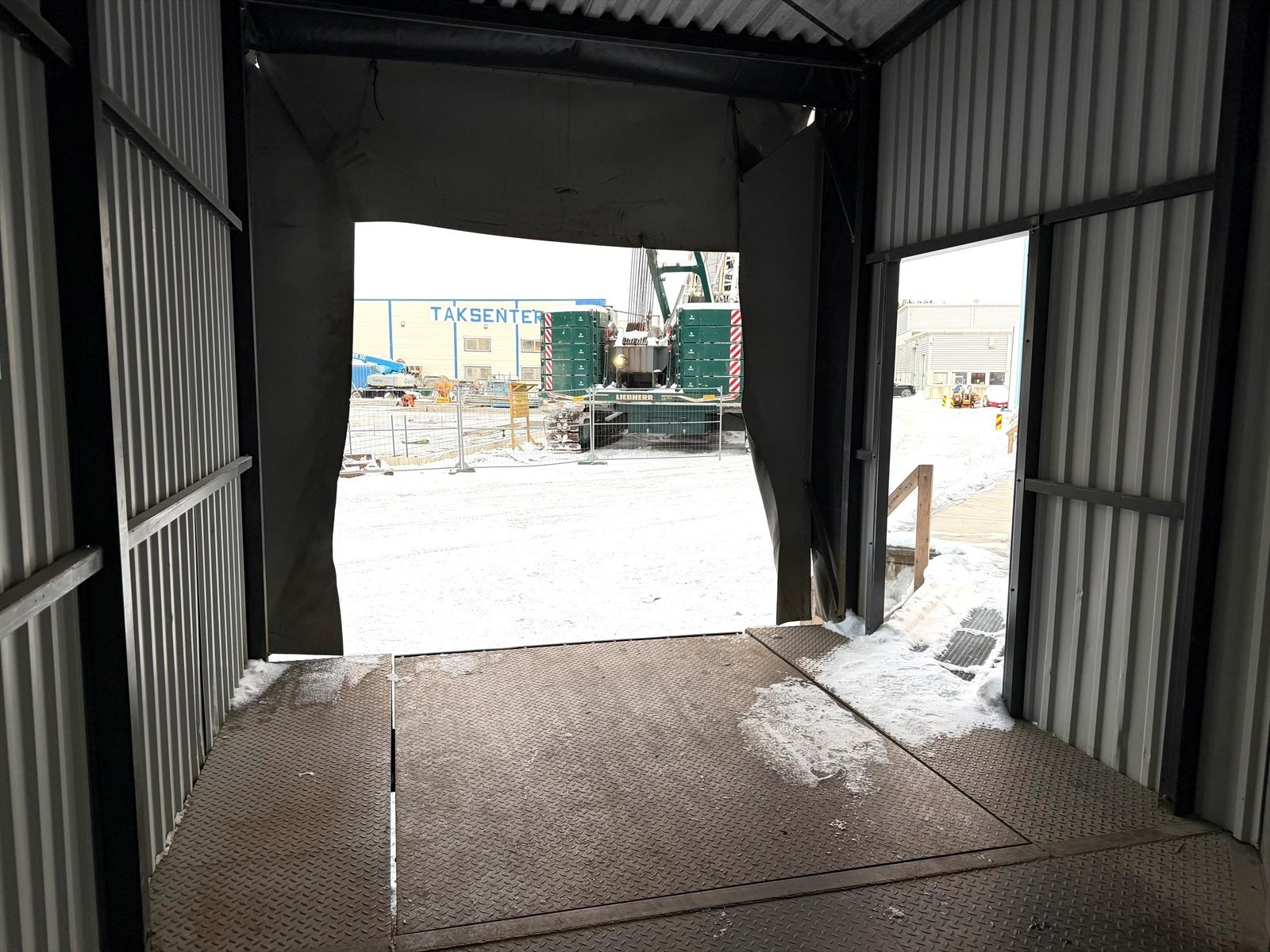 Felles lasterampe. Galleribilde