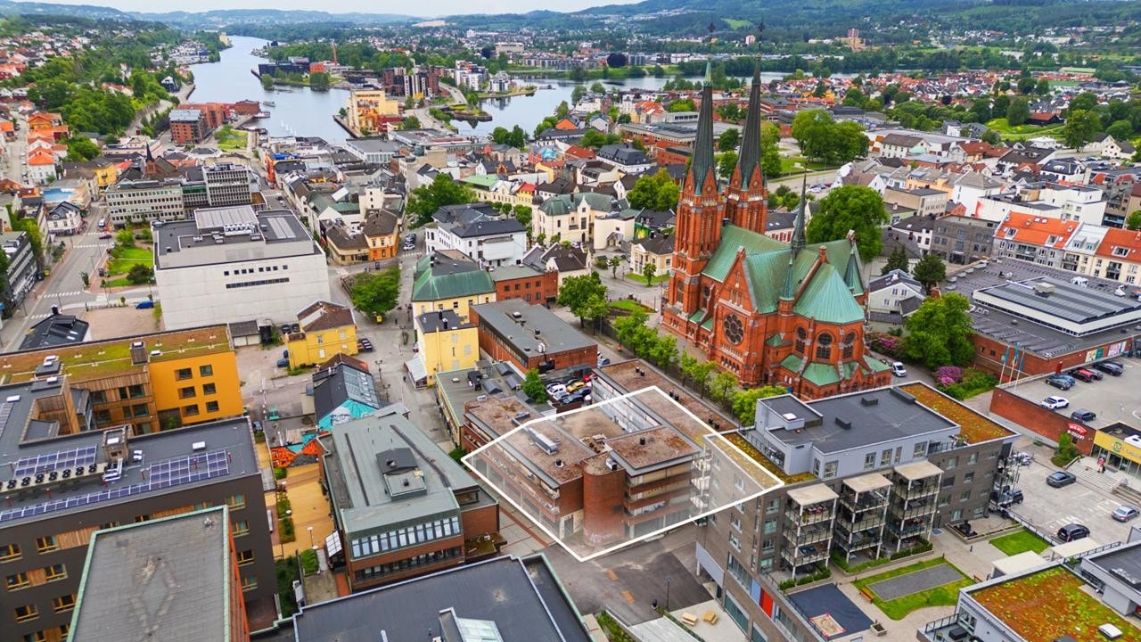 298688_DJI_20250610095534_0062_D Galleribilde