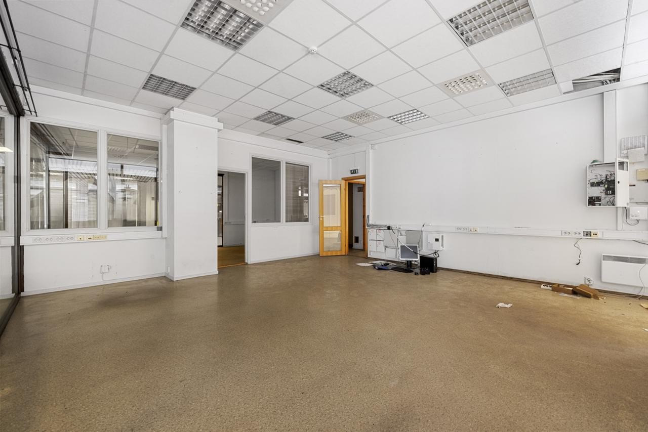 298688_1C6A6880 Galleribilde