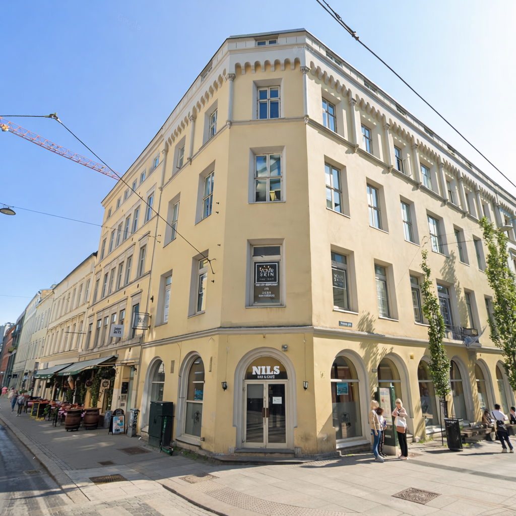 Historisk hjørnegård i Kvadraturen, få minutter fra Karl Johans gate og Bjørvika/Oslo S, oppført i 1894 etter tegninger av Henrik Nissen. Galleribilde