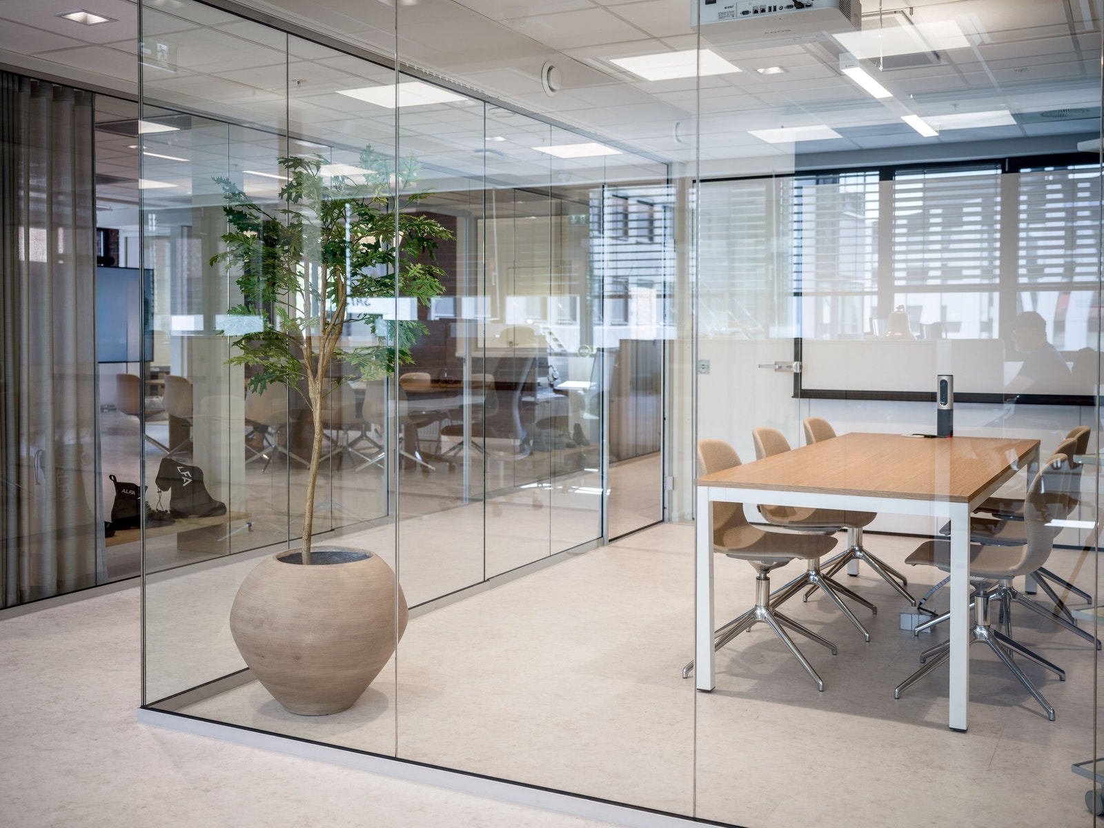 Referanselokaler fra nyoppussede lokaler i nabobygget, Nydalsveien 30A, Kunde: Alfa Sko Galleribilde