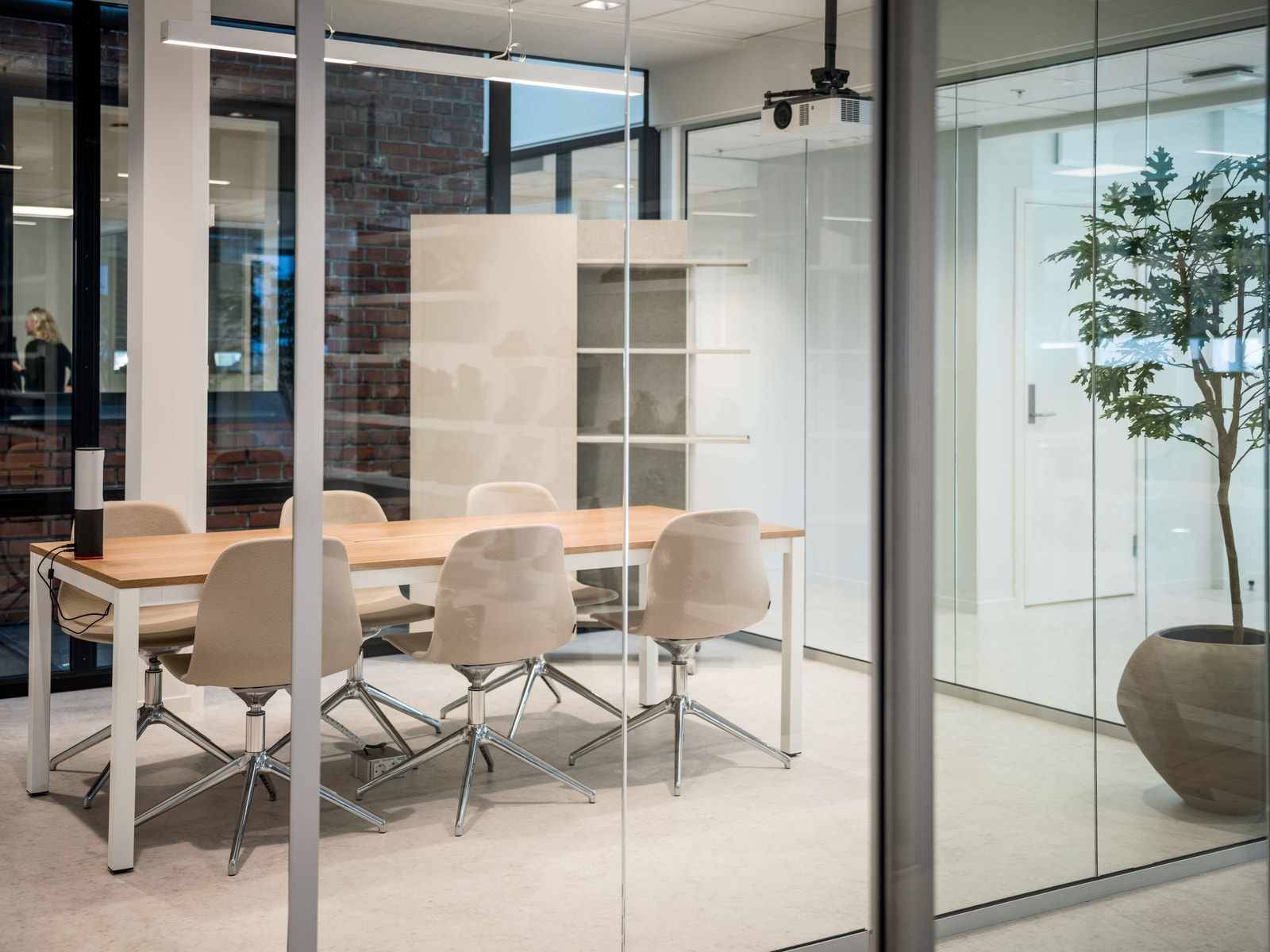 Referanselokaler fra nyoppussede lokaler i nabobygget, Nydalsveien 30A, Kunde: Alfa Sko Galleribilde