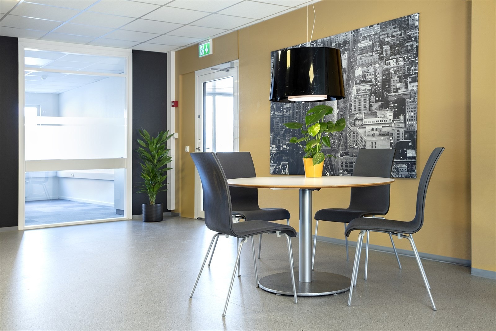 Fellesarealer kontor Galleribilde