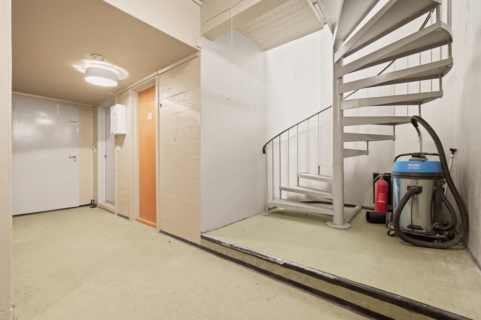 Gangareal underetasje. Galleribilde