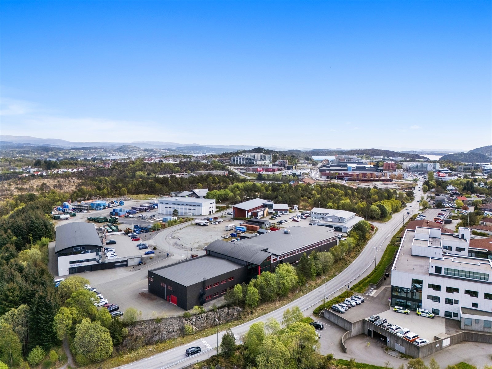 Eiendommen ligger like ved Sartor Senter. Galleribilde