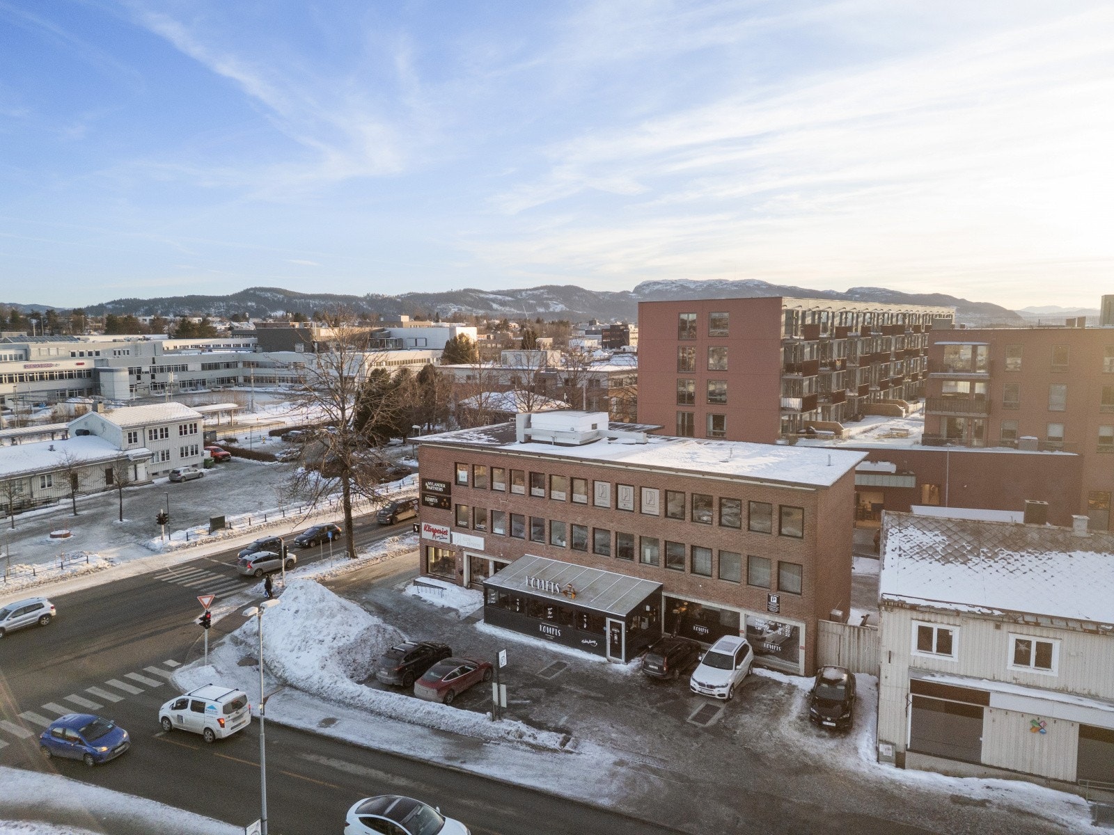 Sentral plassering i Heimdal sentrum Galleribilde