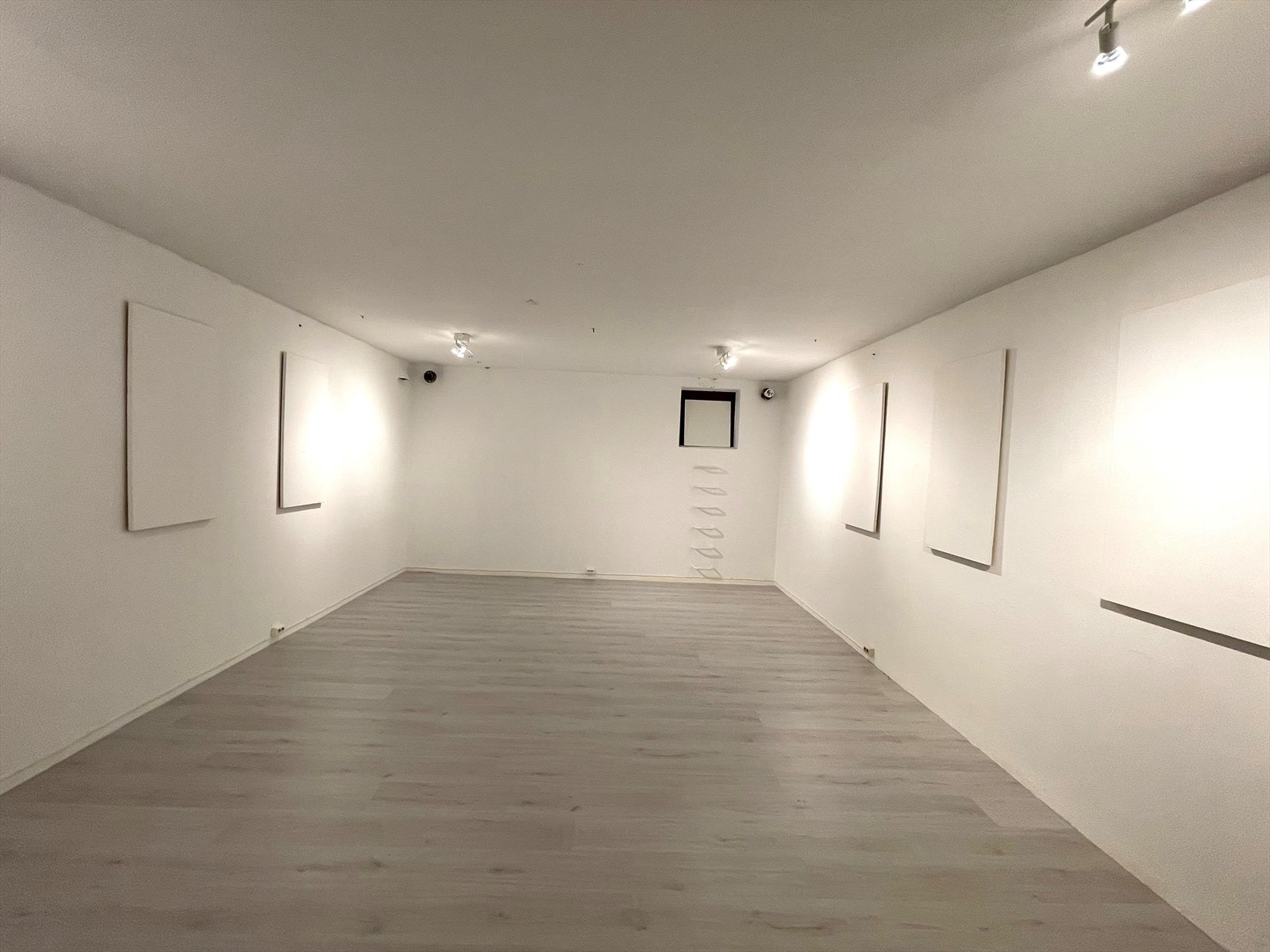 Tilfluktsrom, tidligere brukt til fotagalleri Galleribilde