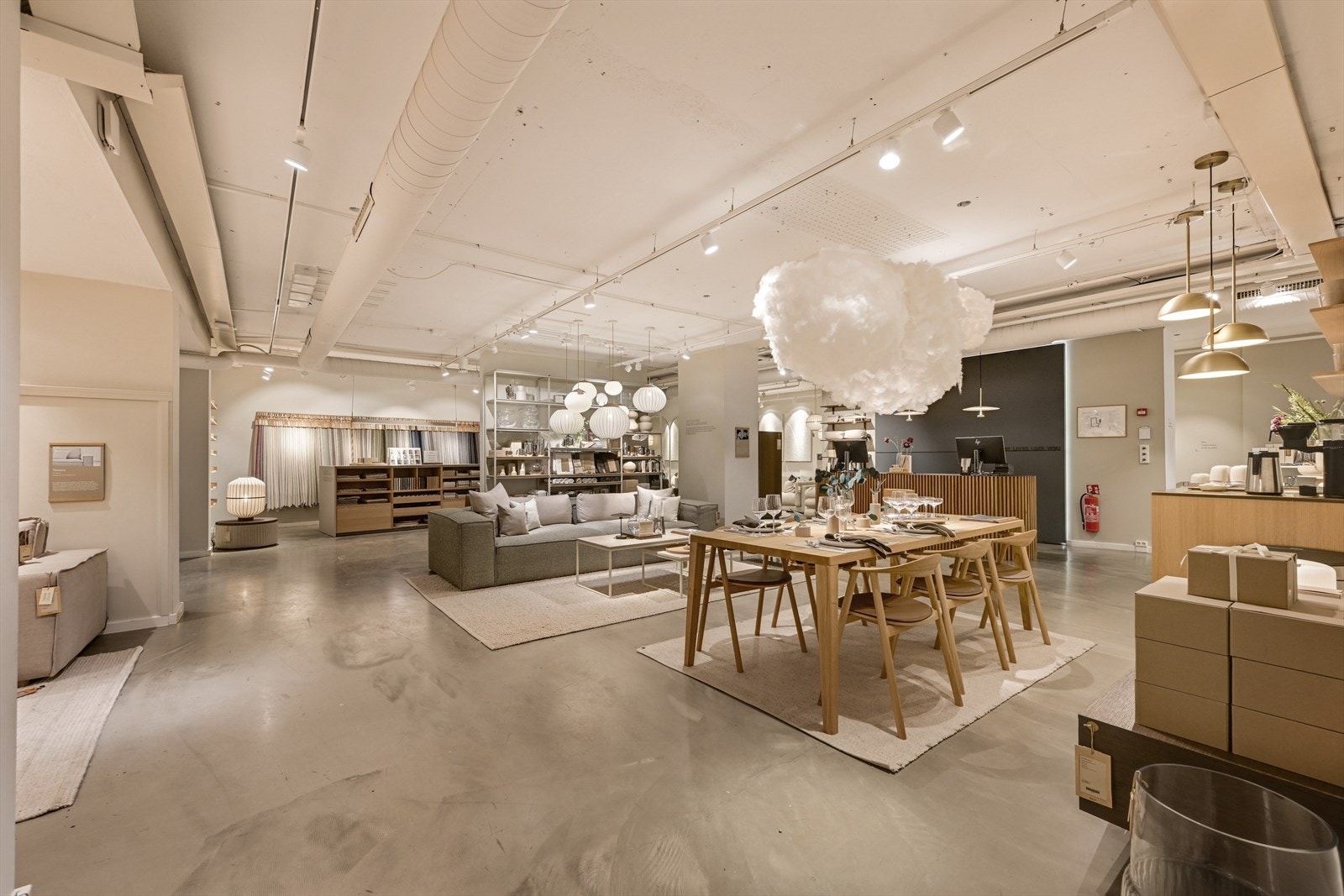 Salgsareal 1. etg. Galleribilde