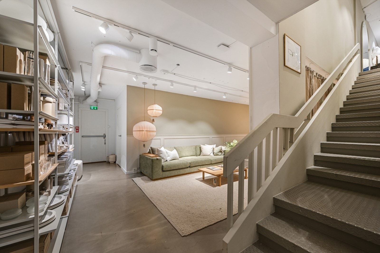 Salgsareal u. etg. Galleribilde