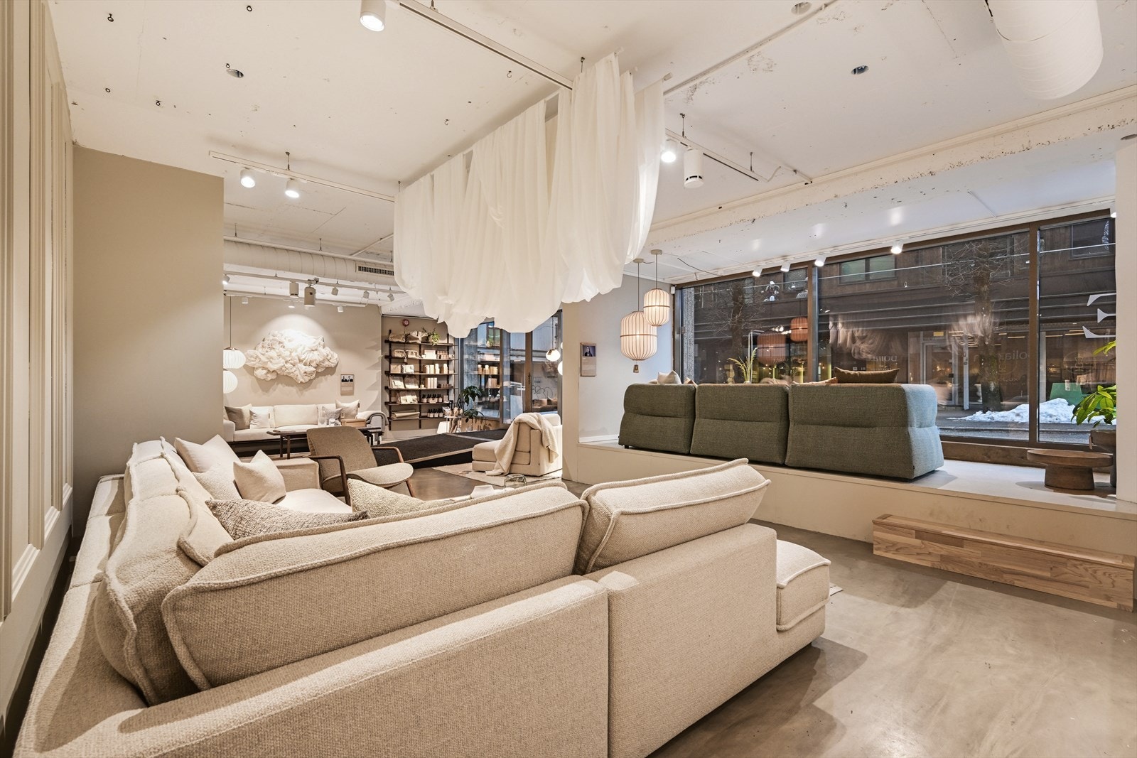 Salgsareal 1. etg. Galleribilde