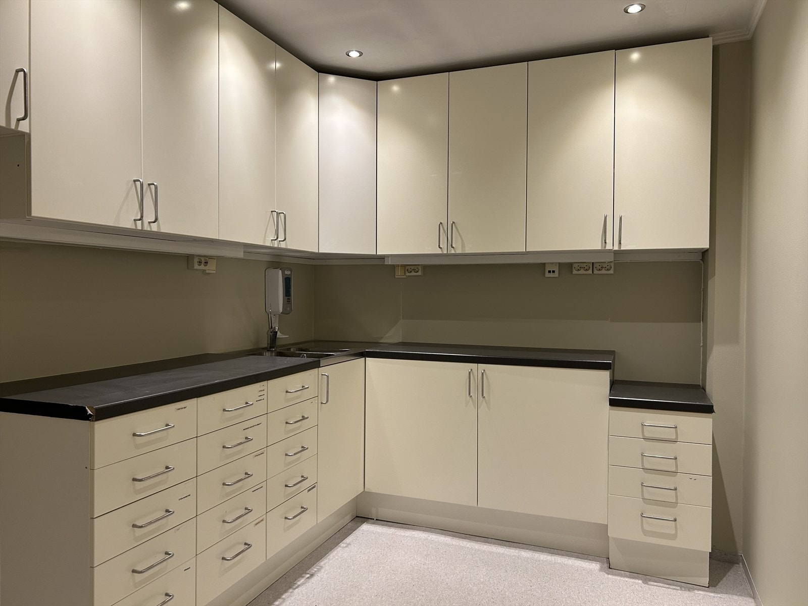 Rom benyttet som labrom. Galleribilde