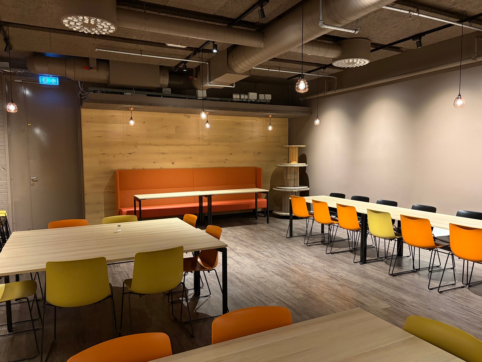 Felles kantine i bygget Galleribilde