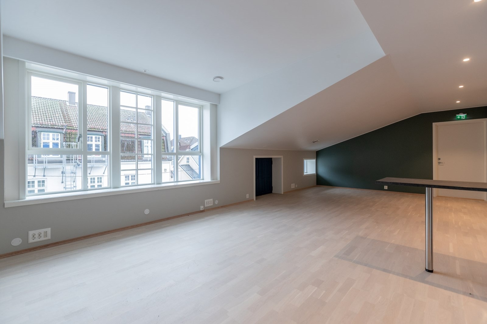 Jernbanegata-13 Galleribilde