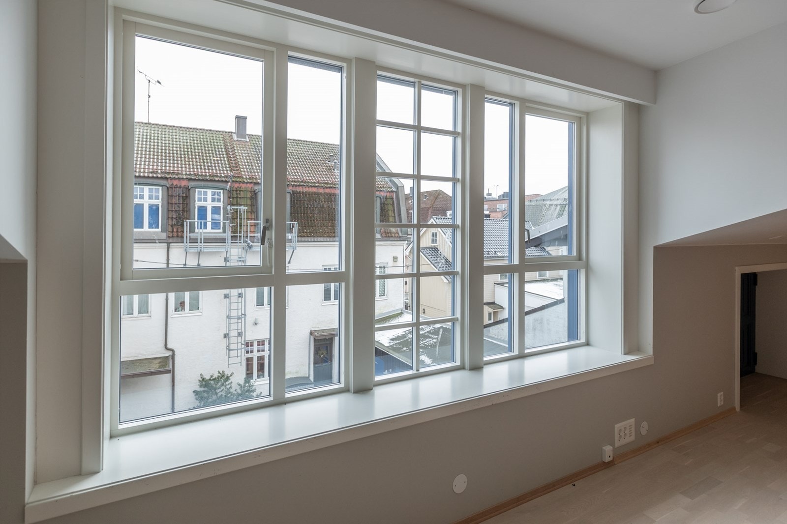 Jernbanegata-13 Galleribilde