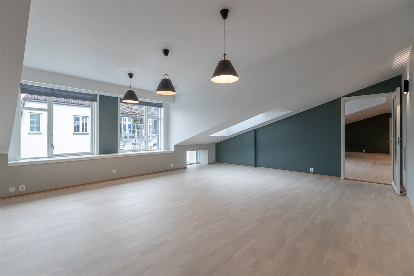 Jernbanegata-13 Galleribilde