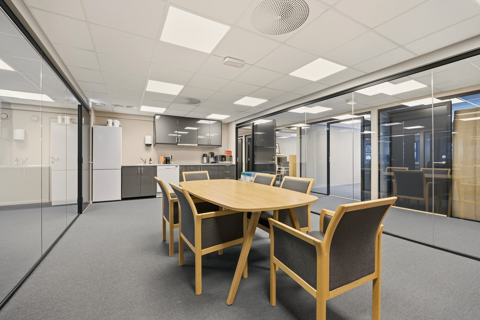 Bjørnerudveien 12B, kontorfellesskap Galleribilde