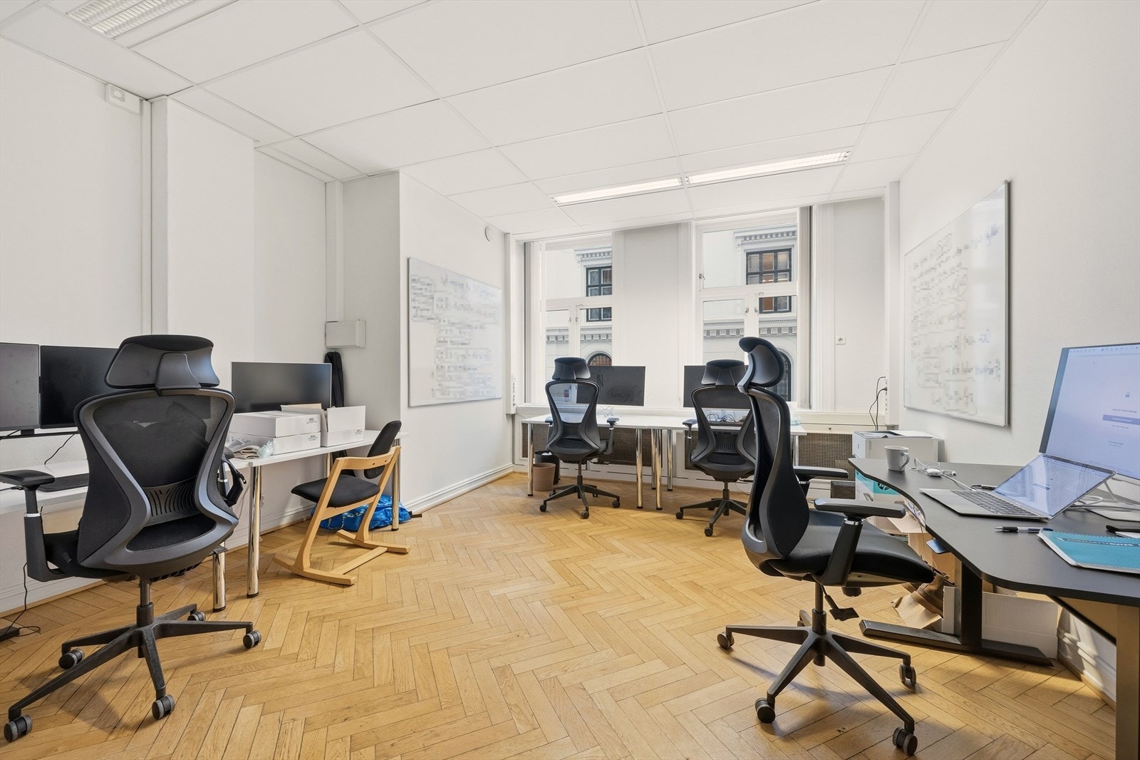 Kronprinsens gate 1, 1.etg. Galleribilde