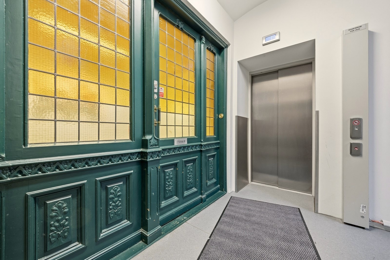 Kronprinsens gate 1, 1.etg. Galleribilde