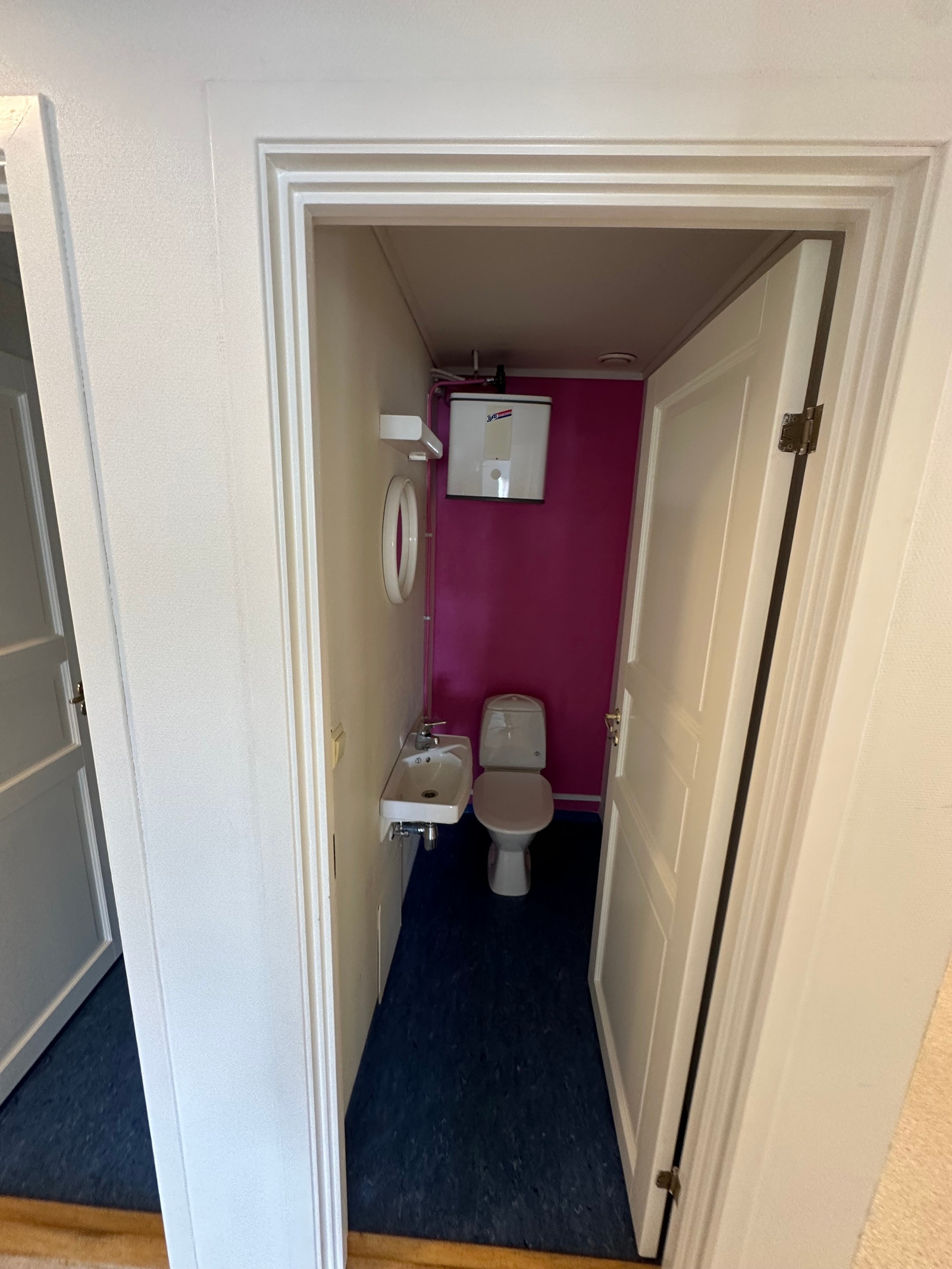 2.etg Toalett Galleribilde