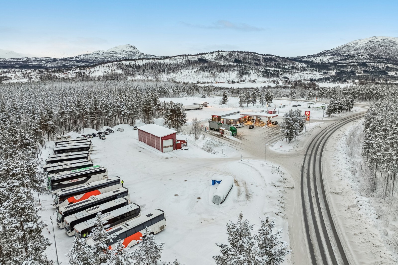 Velkommen til Karlstadveien 18, Moen Galleribilde