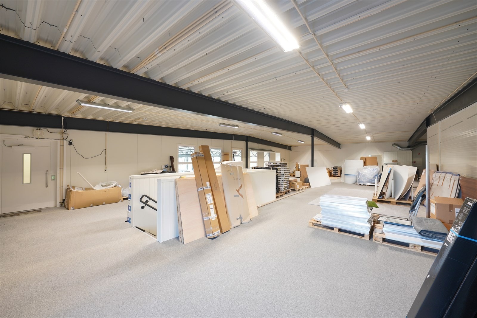 Lager - mesanin 2.etg Galleribilde