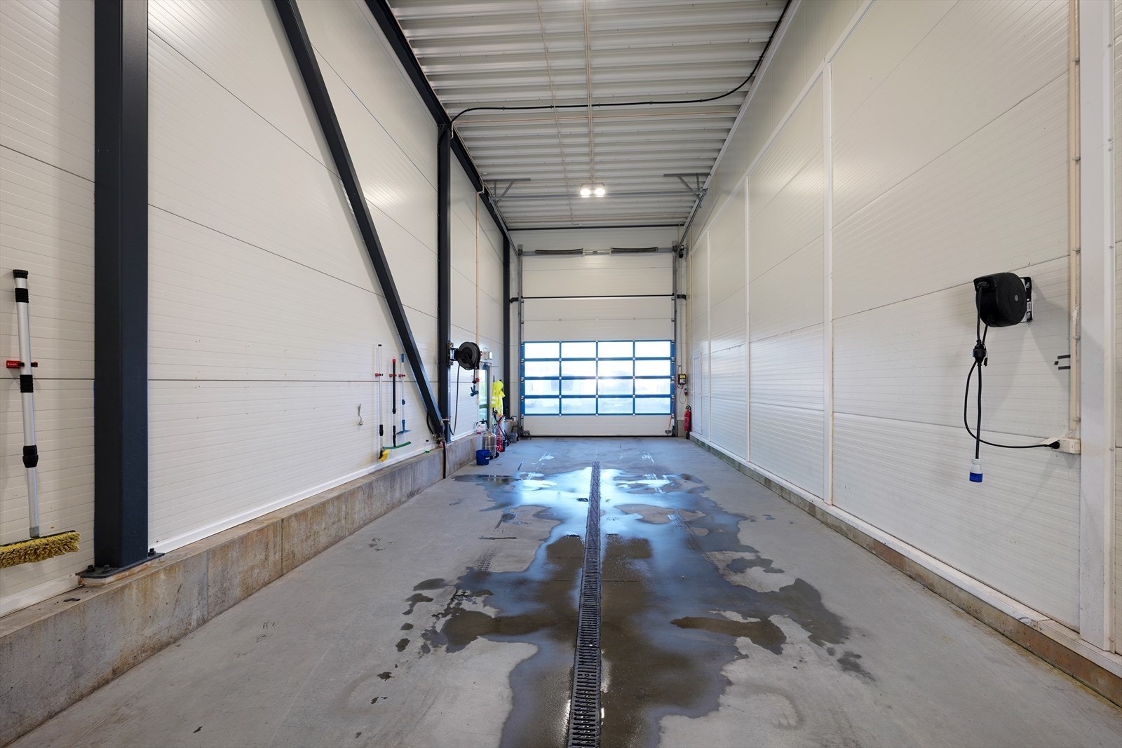 Vaskehall Galleribilde