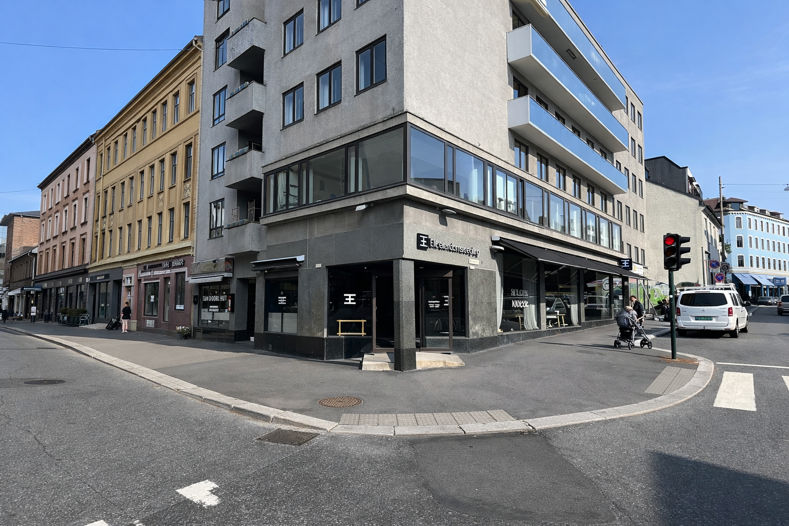 Inngangsparti. Galleribilde