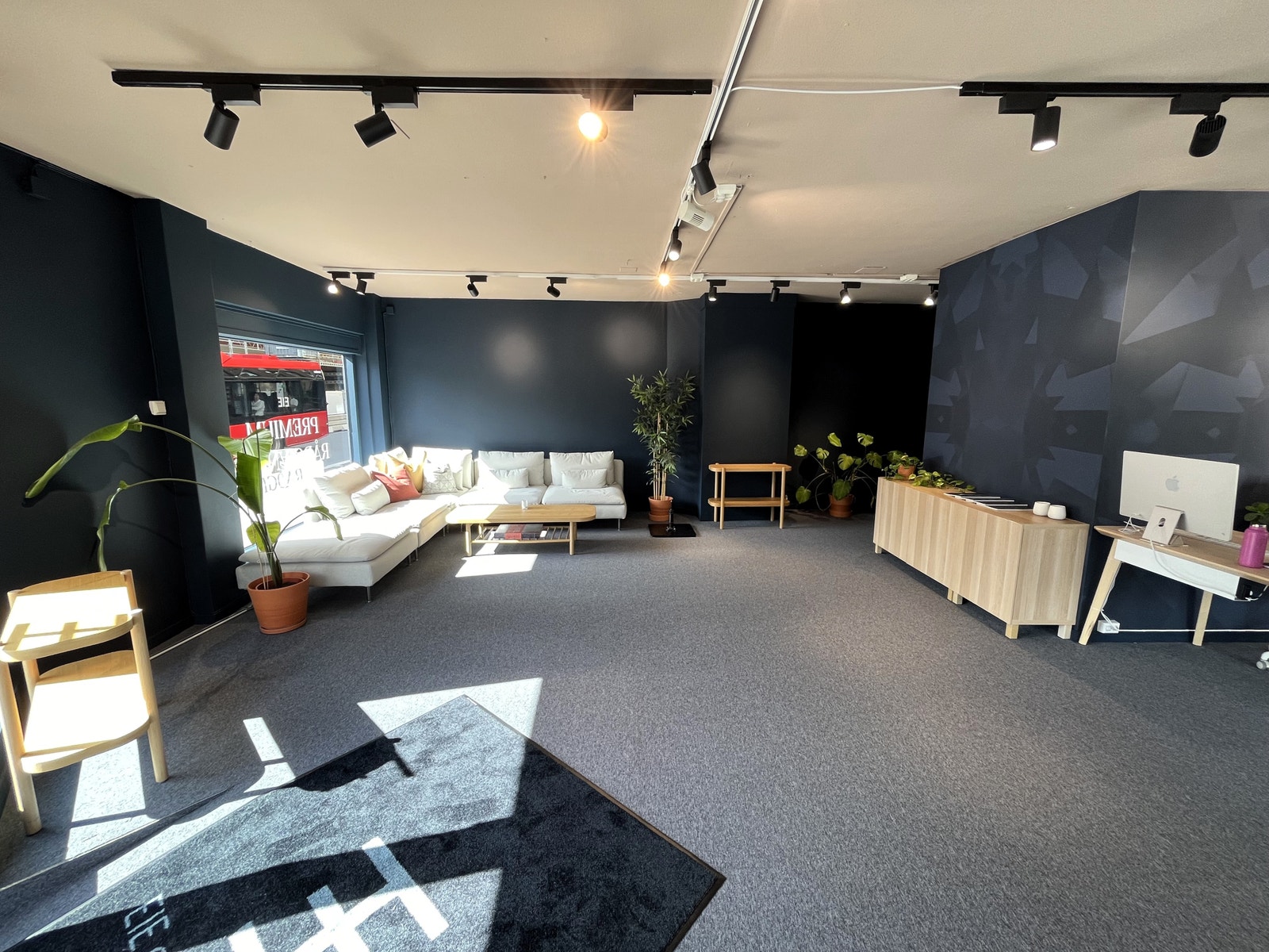 Fra inngangspartiet. Lokalet er i dag tømt, og ledig for nye leietakere. Galleribilde