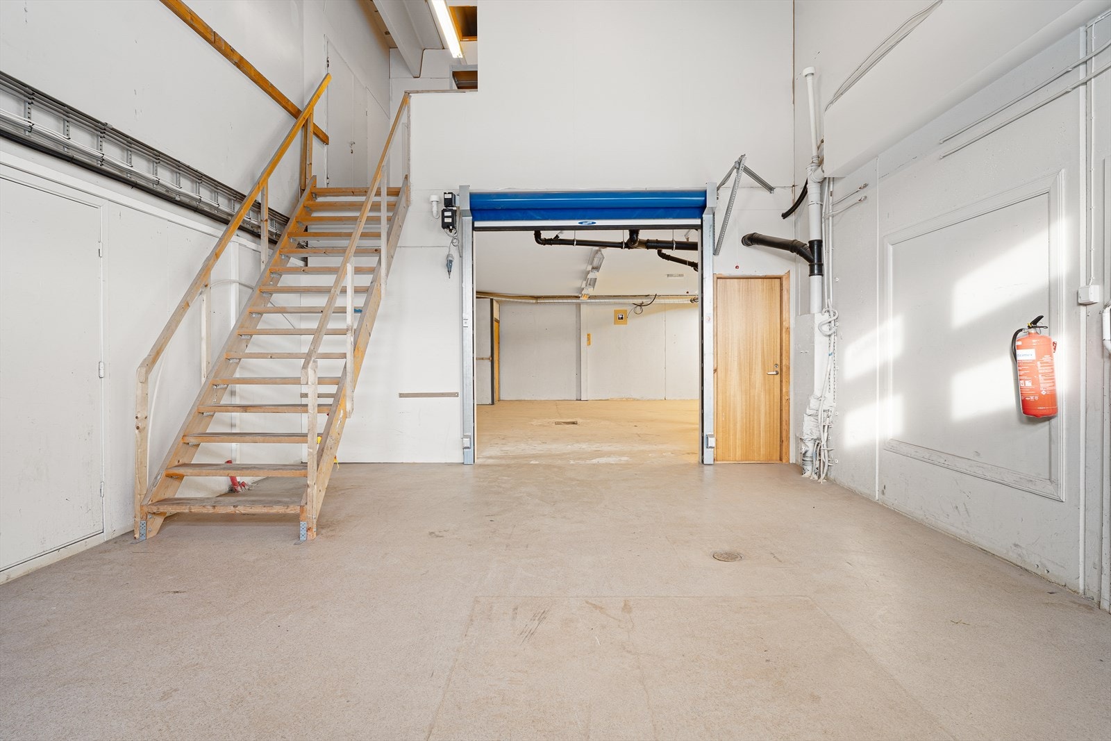 1. etasje lager/produksjon Galleribilde