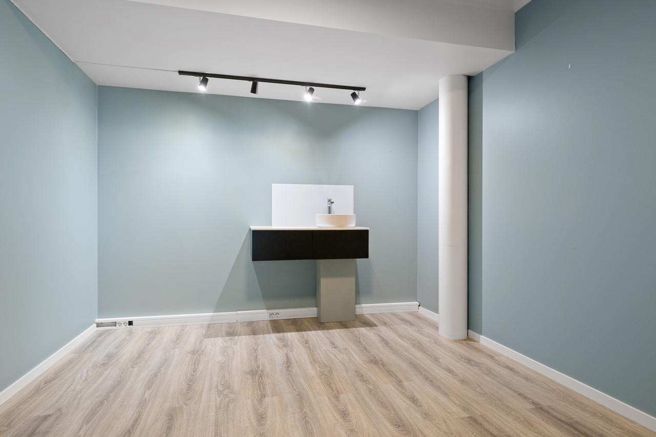 Behandlingsrom med servant Galleribilde