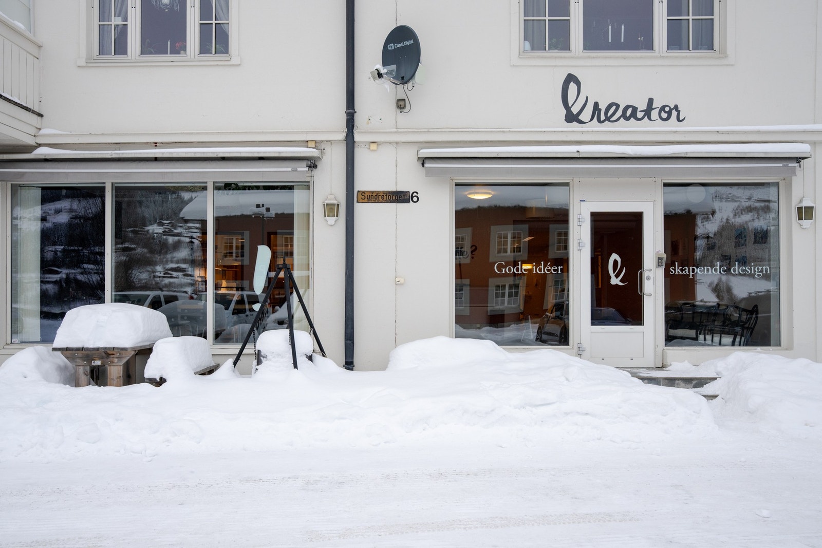 Eiendomsmegler MNEF/Partner/Økonom - Ådne Holestøl Hognerud har gleden av å presentere Torget 6C! (Foto: Kreator) Galleribilde