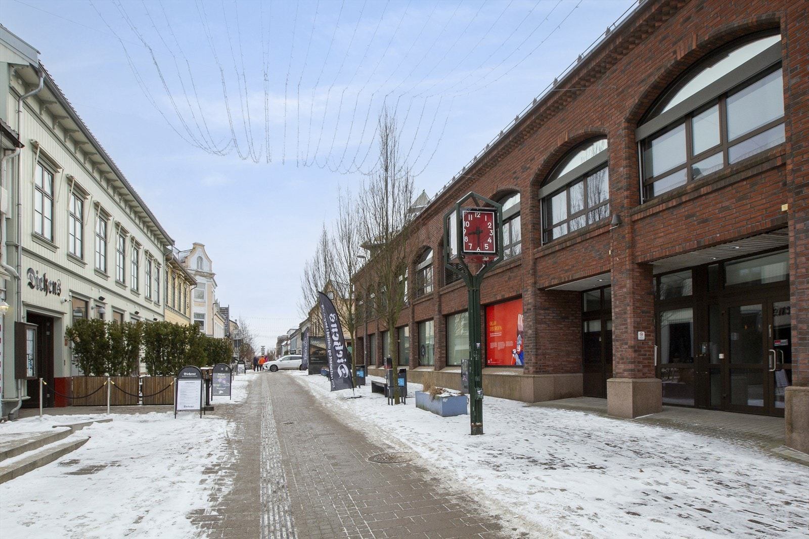 3 etasje ledig bygg med egen p kjeller Galleribilde