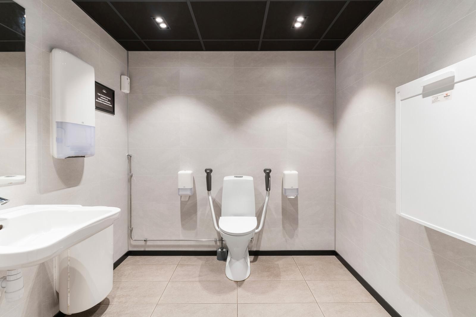 HC toalett. Galleribilde