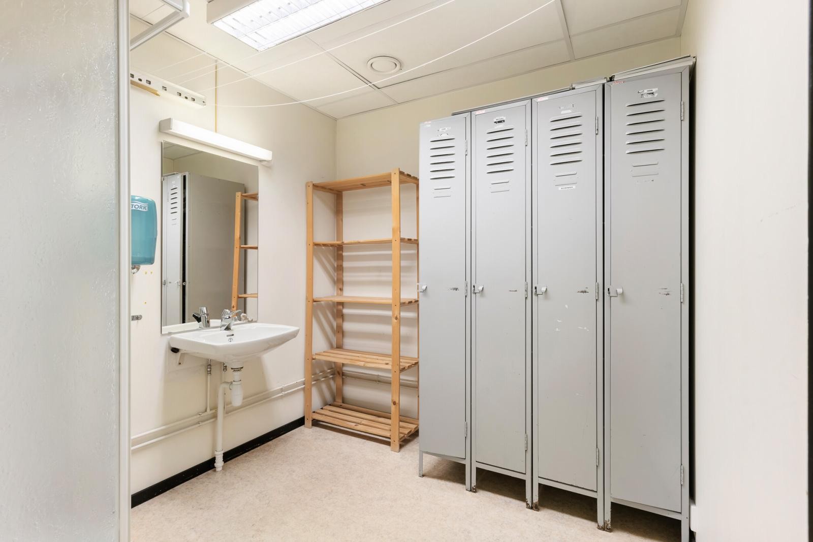 Garderobe personale. Galleribilde